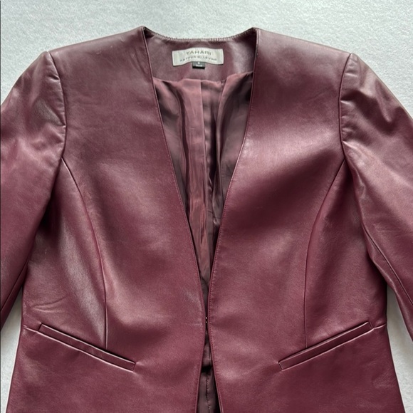 Arthur S Levine Tahari Burgundy Faux Leather Fitted Blazer Tailored Lined Sz 6 - Picture 5 of 9